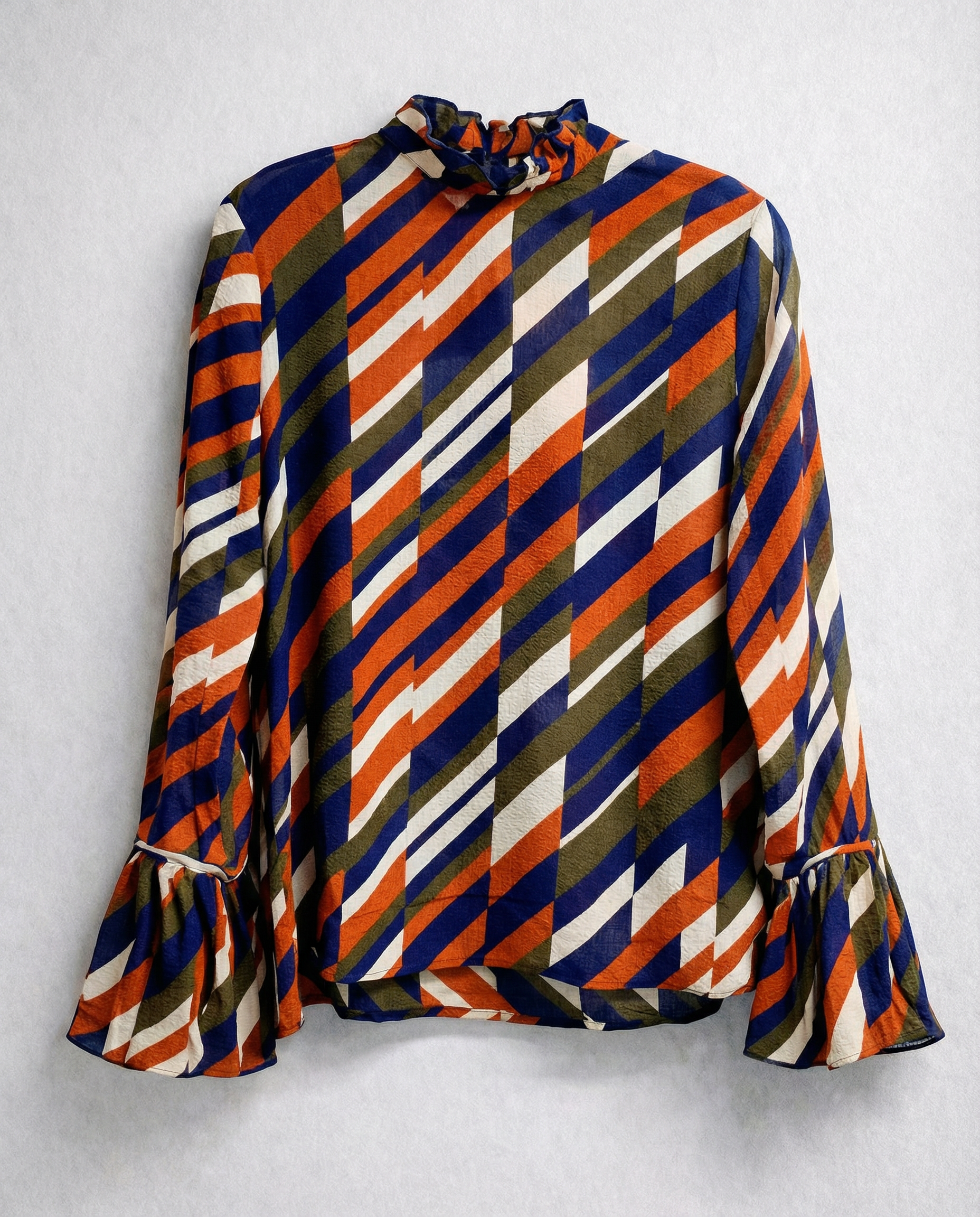 BLUSA CUELLO VOLADOS