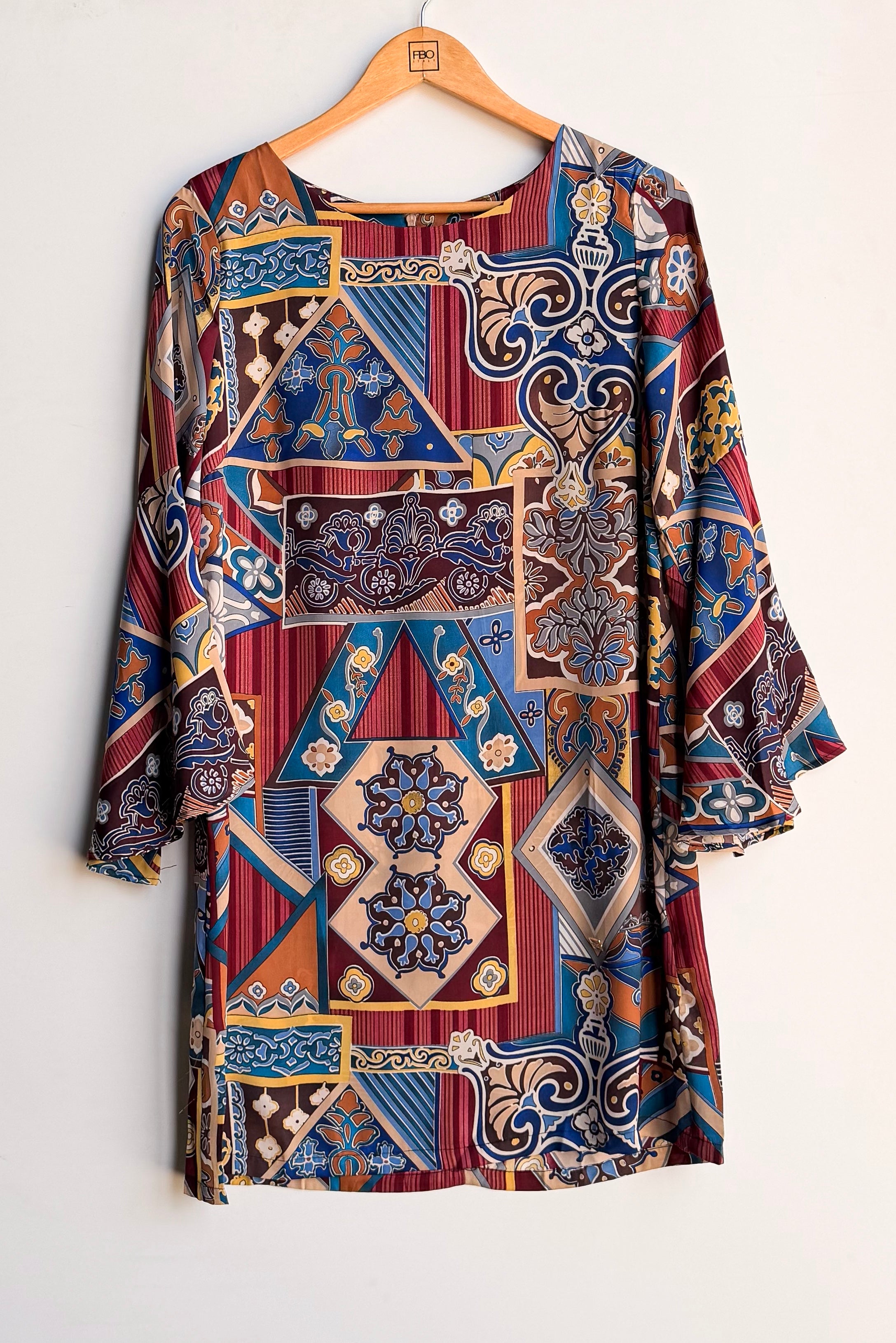 VESTIDO PROVENZAL SATIN