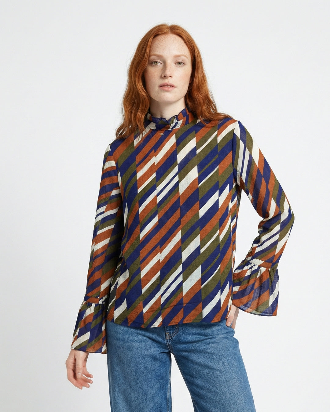 BLUSA CUELLO VOLADOS